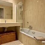 The Noailles - Lovely Flat With Swimming Pool Five Minutes From The Appartement Cannes