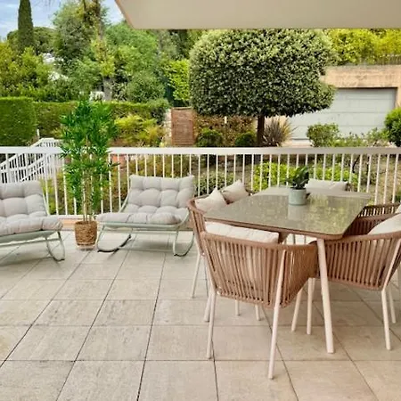 The Noailles - Lovely Flat With Swimming Pool Five Minutes From The Appartement *