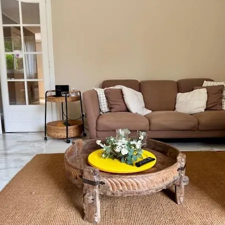 The Noailles - Lovely Flat With Swimming Pool Five Minutes From The * Cannes