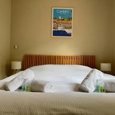 Daire The Noailles - Lovely Flat With Swimming Pool Five Minutes From The