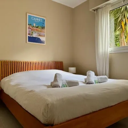 The Noailles - Lovely Flat With Swimming Pool Five Minutes From The
