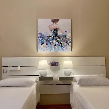 The Noailles - Lovely Flat With Swimming Pool Five Minutes From The Daire